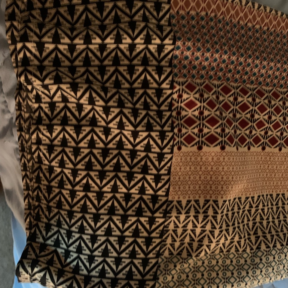 Bobeau Multicolor Geometric Print Pants - Picture 3 of 10